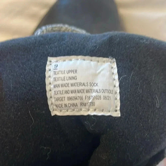 Universal Thread black lace up faux leather boots 9 - Picture 8 of 8